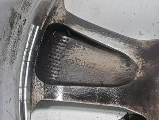 Opel 226206 llanta 18x7j agila b