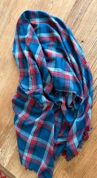Pañuelo grande cuadros escoceses azul y rojo