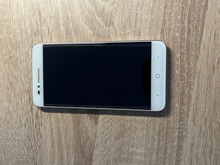 Smartphone ZTE Blade A610