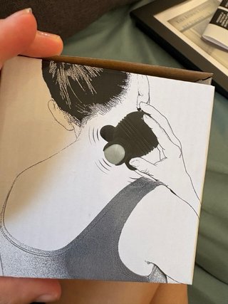 Mini masajeador ALE-HOP En su caja con su embalaje