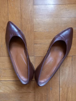 Zapatos de salón piel marrón