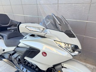 Honda GL 1800 Tour DCT Gris