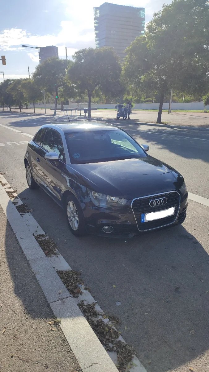 Audi A1 1.2 TFSI Attraction 2012, foto 2