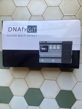 Pedalera Guitarra DNAfx GiT usada en casa 2 veces.