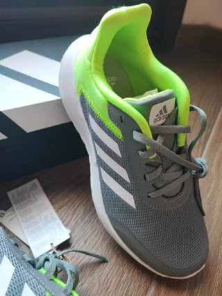 Zapatillas Adidas Running Gris y Verde