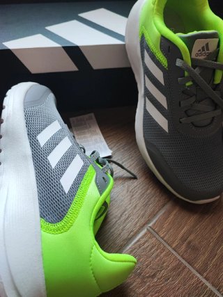 Zapatillas Adidas Running Gris y Verde