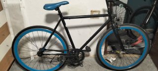 Bicicleta Fixie Negra Ruedas Azules