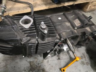 Smotor zs 190 con la caja cambio rota