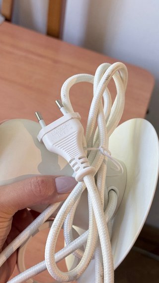 Lámpara de mesa Ikea ÅSKMULLER