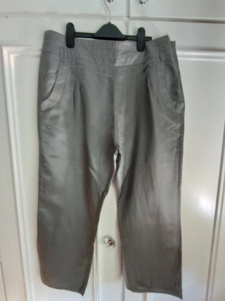 Pantalón Stradivarius Seda Mujer Gris