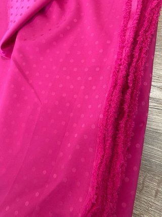 Tela flamenca rosa con topos 10m largo /1,5m ancho