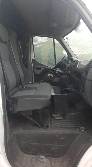 Caja relés / renault 241362073r master iii 228010
