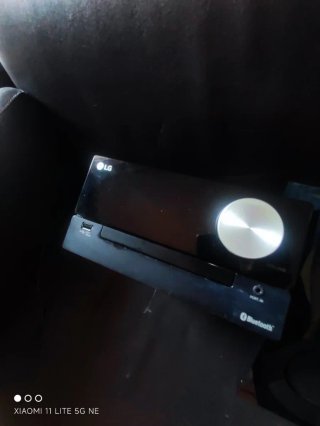 Sistema Hi-Fi Micro Sharp XL-8512(BK) Bluetooth