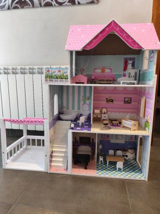 Casita de madera para jugar
