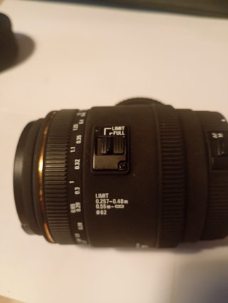 Objetivo Sigma 70mm F2.8 DG Macro Serie EX