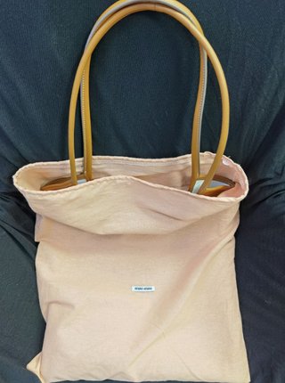 Borsa a spalla Miu Miu in pelle cammello
