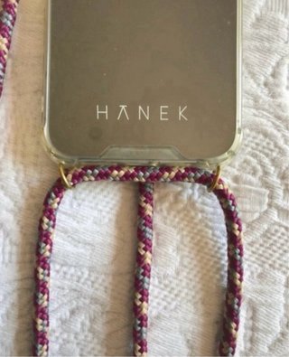 Funda transparente con cordón 12 pro max de Hanek