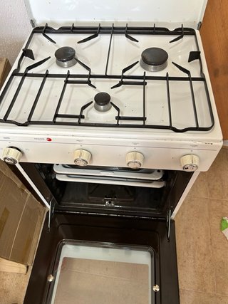 Cocina Fagor 3 fuegos y horno