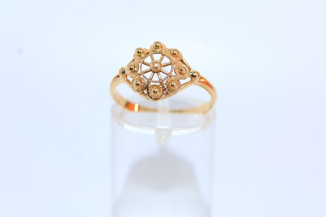J-0924 Anillo moda, oro 18K