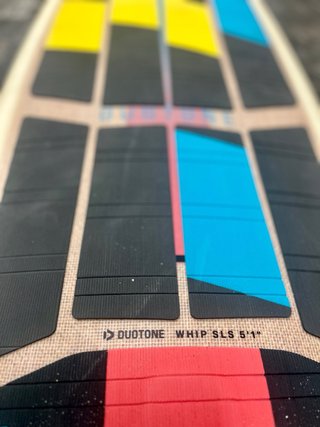 Duotone Whip SLS Tabla de Surf 5'5