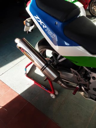 Kawasaki ZXR 750 R Sportbike