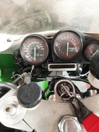 Kawasaki ZXR 750 R Sportbike
