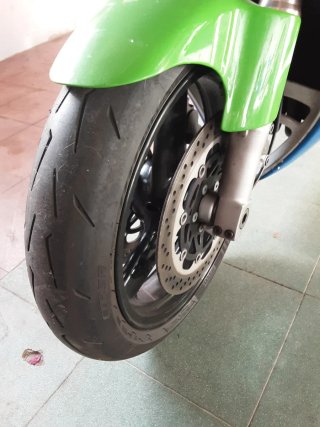 Kawasaki ZXR 750 R Sportbike