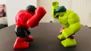 Pack Figuras LEGO Hulk vs Red Hulk