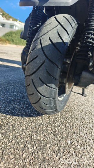 Yamaha X max 400