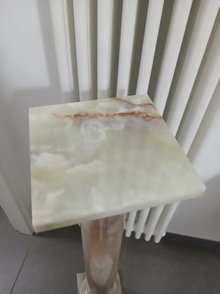 Colonna piedistallo in onice H 100 cm