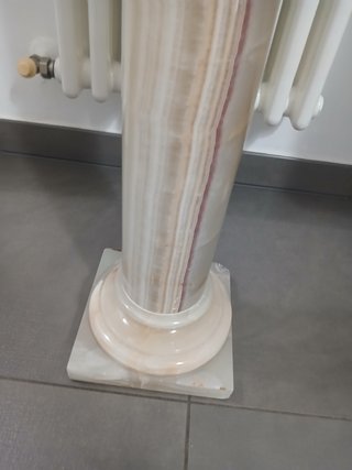 Colonna piedistallo in onice H 100 cm