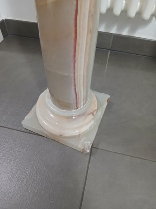 Colonna piedistallo in onice H 100 cm