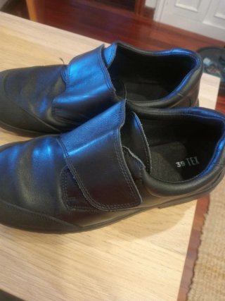 Zapatos Escolares Negros Velcro