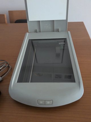 Escáner HP Scanjet 2300c