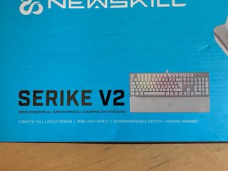 Teclado NewSkill Serike V2 Plata/Blanco