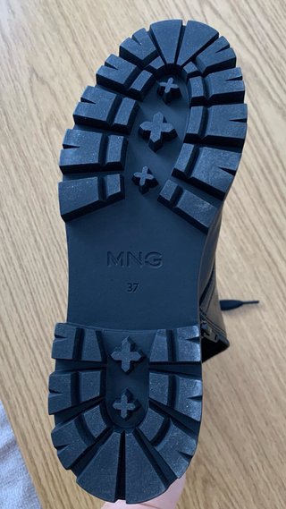 Botín “Mango” Piel Cordones Cremallera