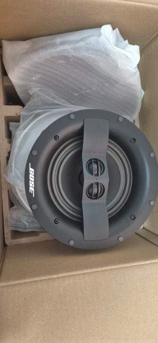 Pareja Altavoces Bose Virtually Invisible 791 II