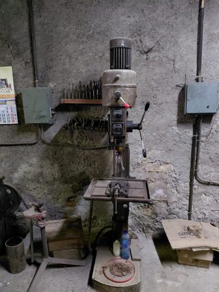 Taladro industrial de columna 1965