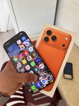 iPhone 17 Pro Max 256GB Naranja Caja