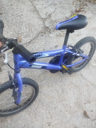 Bicicleta Montaña Negra y bicicletas   niños