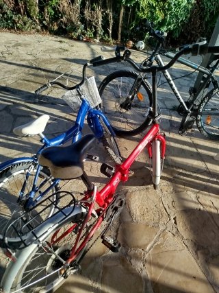 Bicicleta Montaña Negra y bicicletas   niños