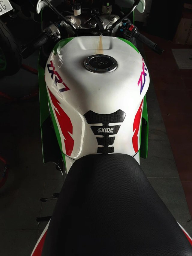 Kawasaki ZXR 750 R Sportbike