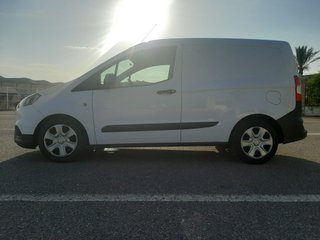 Ford Transit Courier  1.5 TDCI  2021