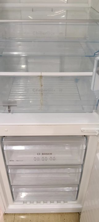 NEVERA COMBI BOSCH NO FROST ENERGÍA A+