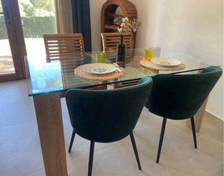 Mesa italiana de comedor de cristal y madera