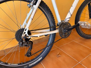 Bicicletas de montaña con inflador