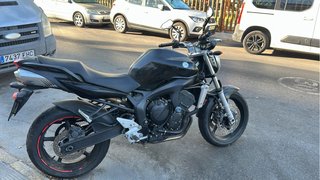 Yamaha FZ6 N Naked Negra