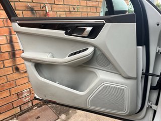 Porsche Macan 2017