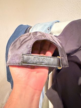 Gorra Prada Negra