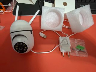 Cámara Vigilancia WiFi con Adaptador Teka